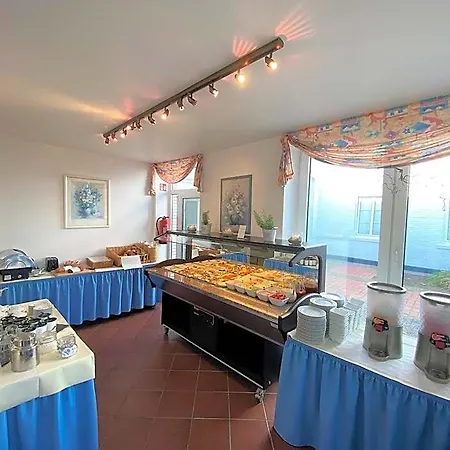 فندق Meeresburg 4*