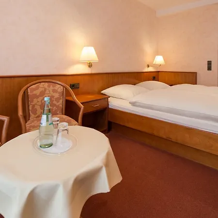 فندق Meeresburg 4*